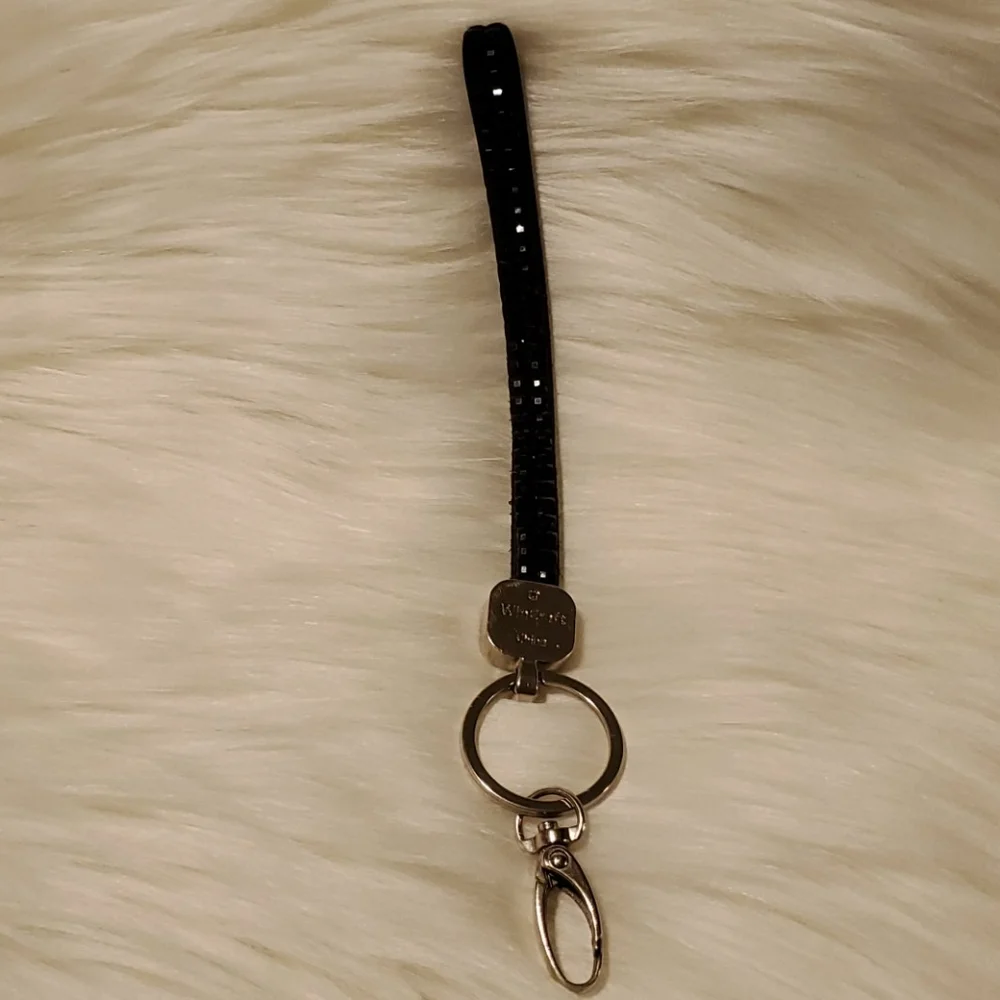LA Kings Key Chain Silver Black with Black Rinestones
